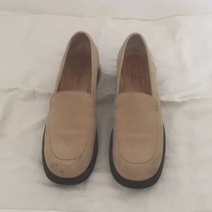 Clergerie Tan Suede loafers size size 8